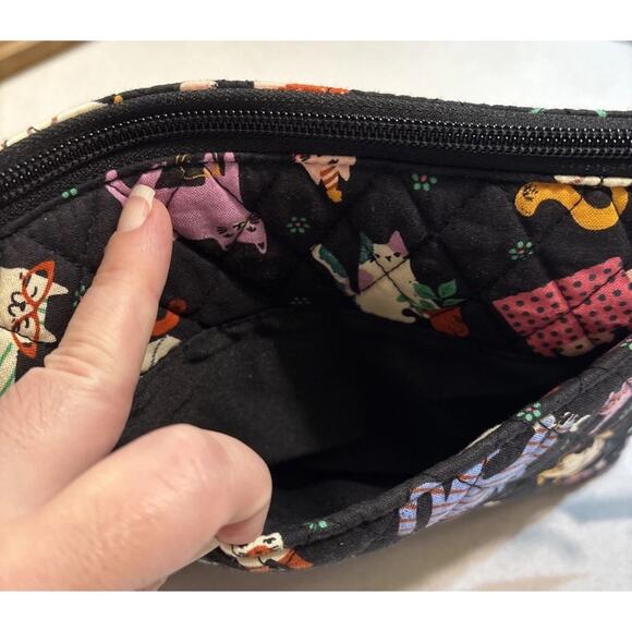 NWT Vera Bradley Herding Cats Purse Large Hipster Bag Quilted Black Adjustable - Picture 6 of 12